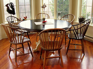 round kitchen table and 6 chairs